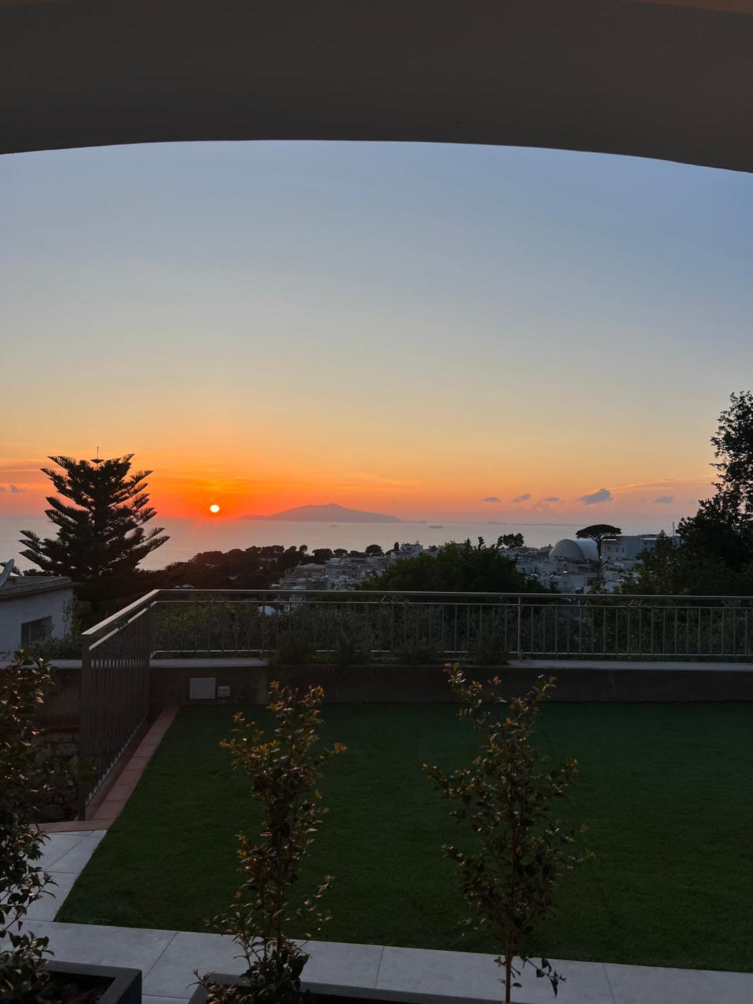 아나카프리 La Minucciola Capri B&B 외부 사진